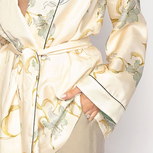 FORTE FORTE Twill Belted Jacket in Ivory Floral Print - Picture 4 of 7